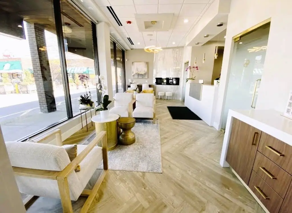 Glance Dental