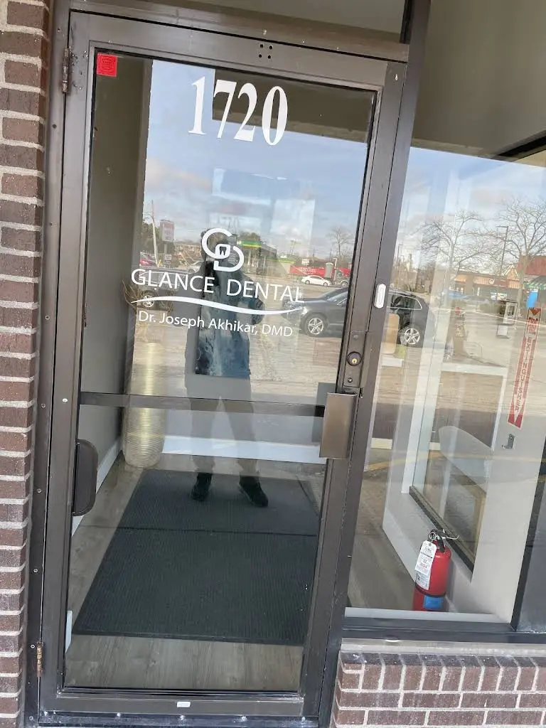 Glance Dental