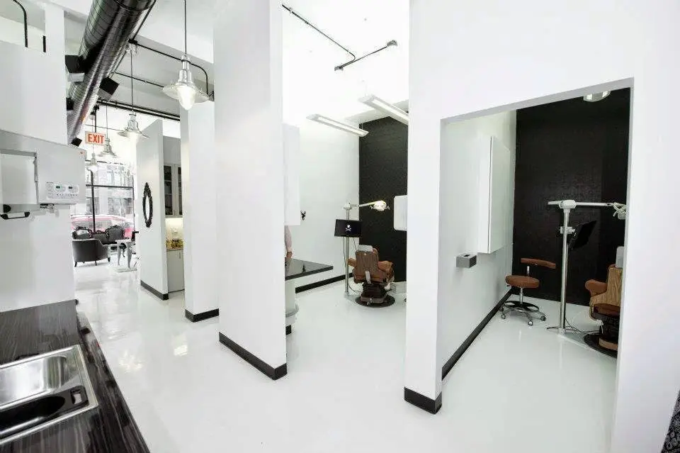 White Dental Studio