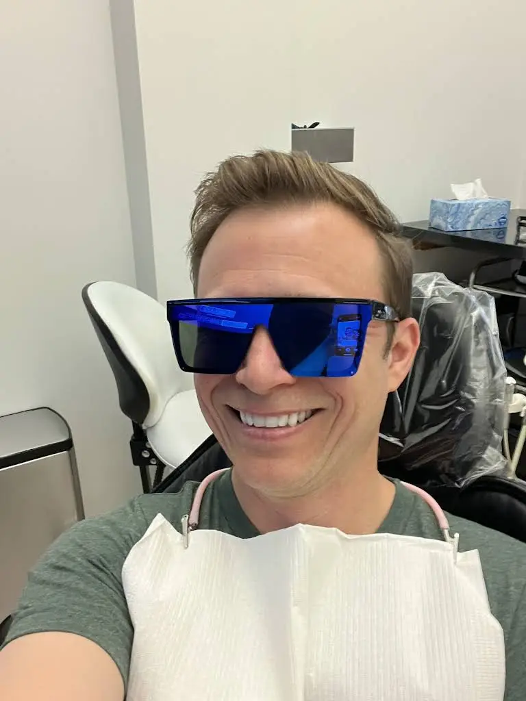 White Dental Studio