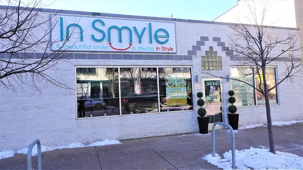 In Smyle Dental - Lakeview Roscoe Village