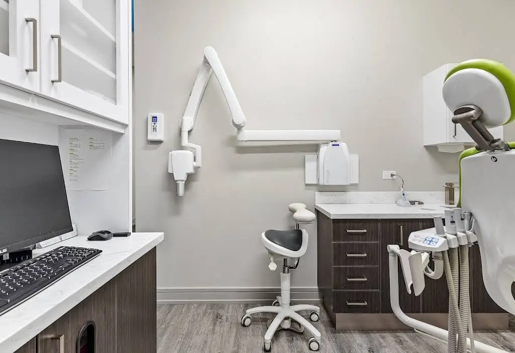 Kedzie47 Dental