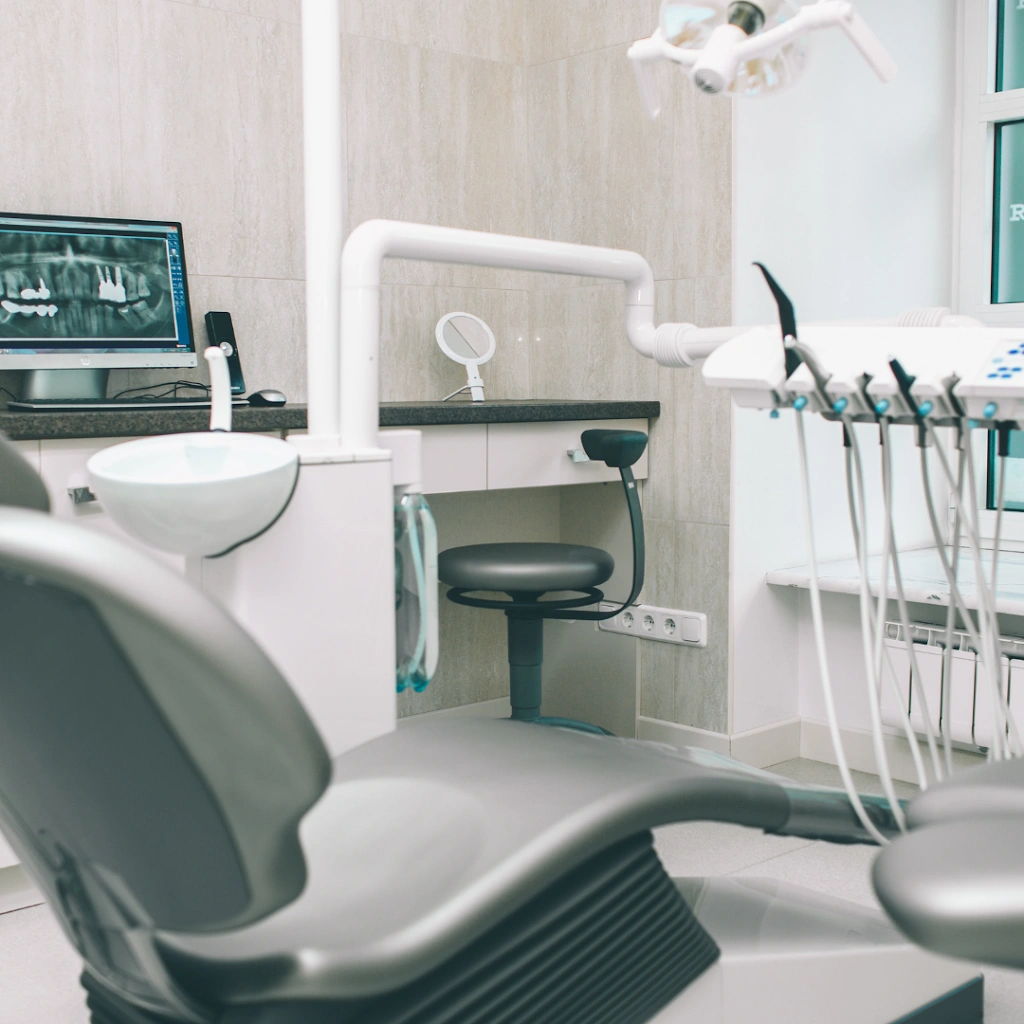 Magnum Dental of Burbank - Polski Dentysta