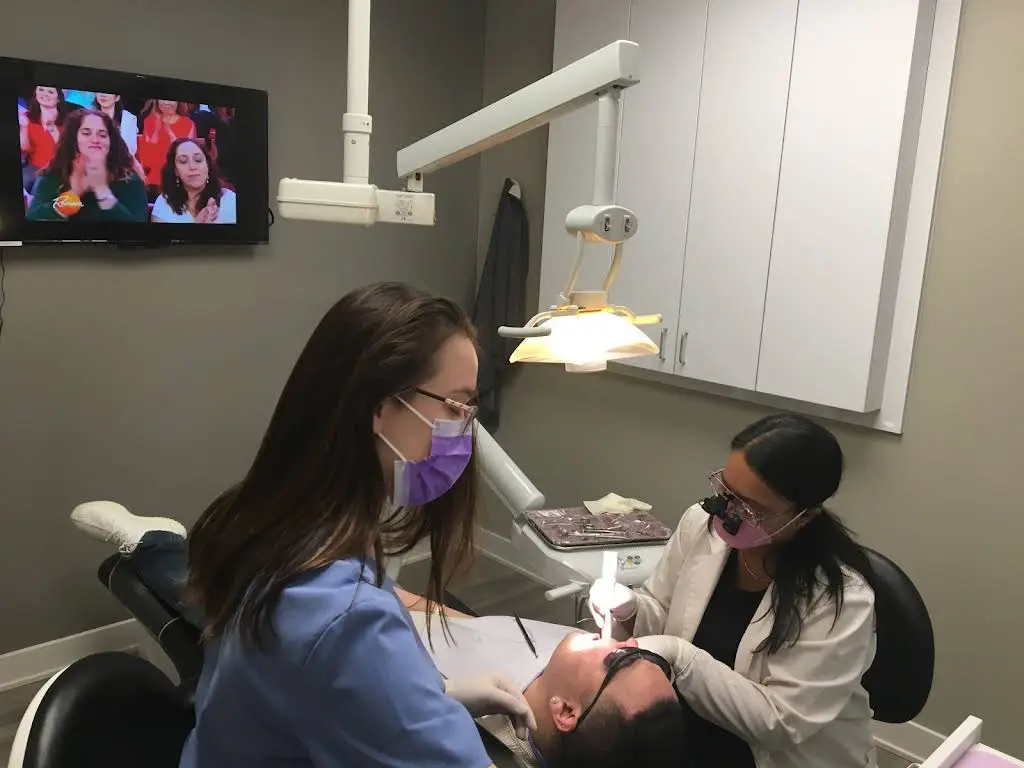 Kapur Dental