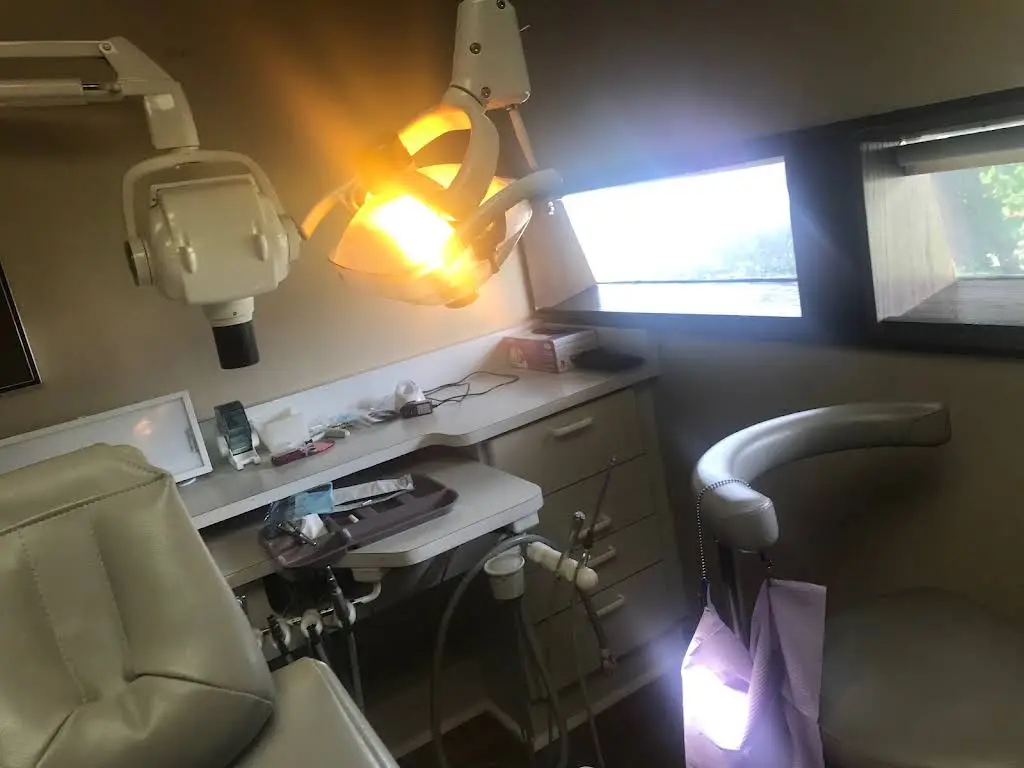 Worthy Smiles - Dr. Lubna Kadir, DDS