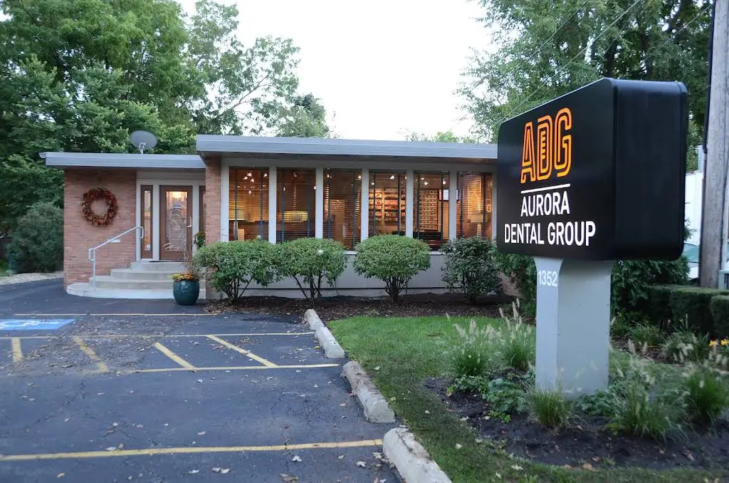 Aurora Dental Group