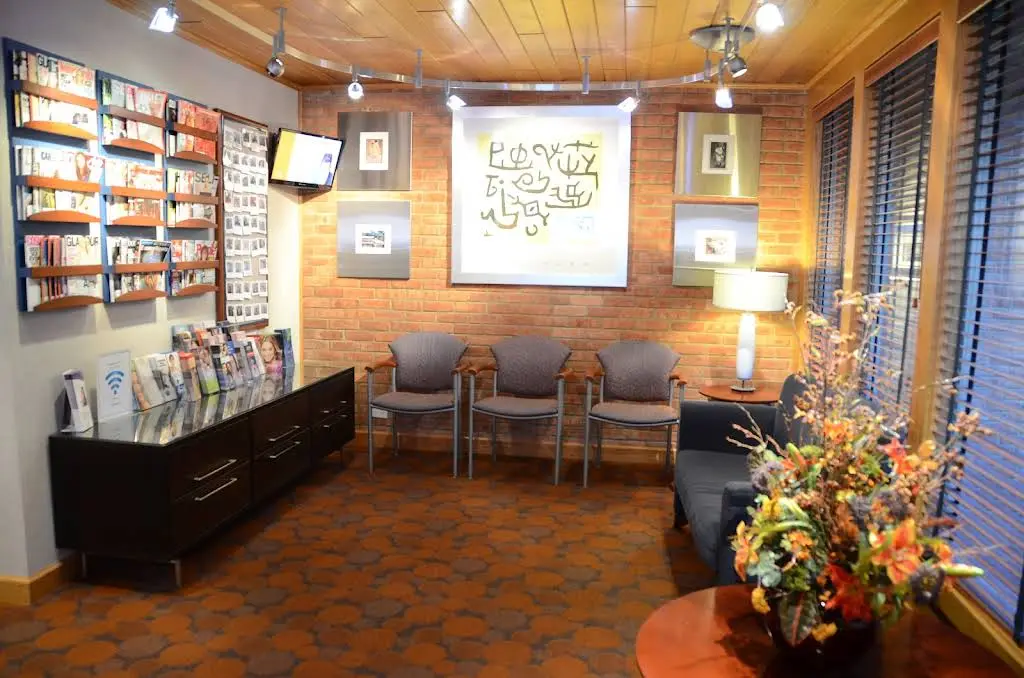 Aurora Dental Group