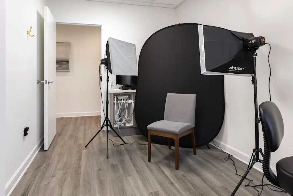 Nuvia Dental Implant Center