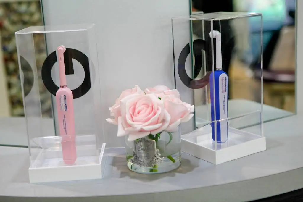 Forever Smiles: Yan Razdolsky, DDS, BSD, Ltd