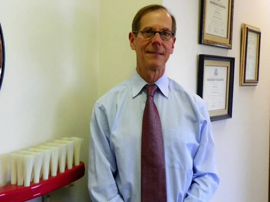 David Center DDS