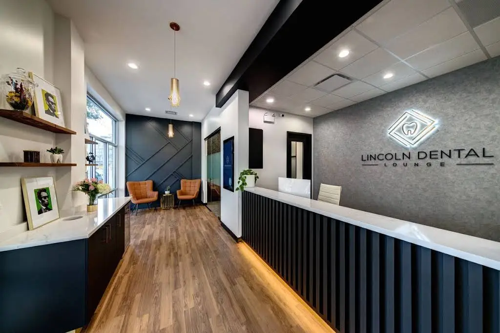 Lincoln Dental Lounge