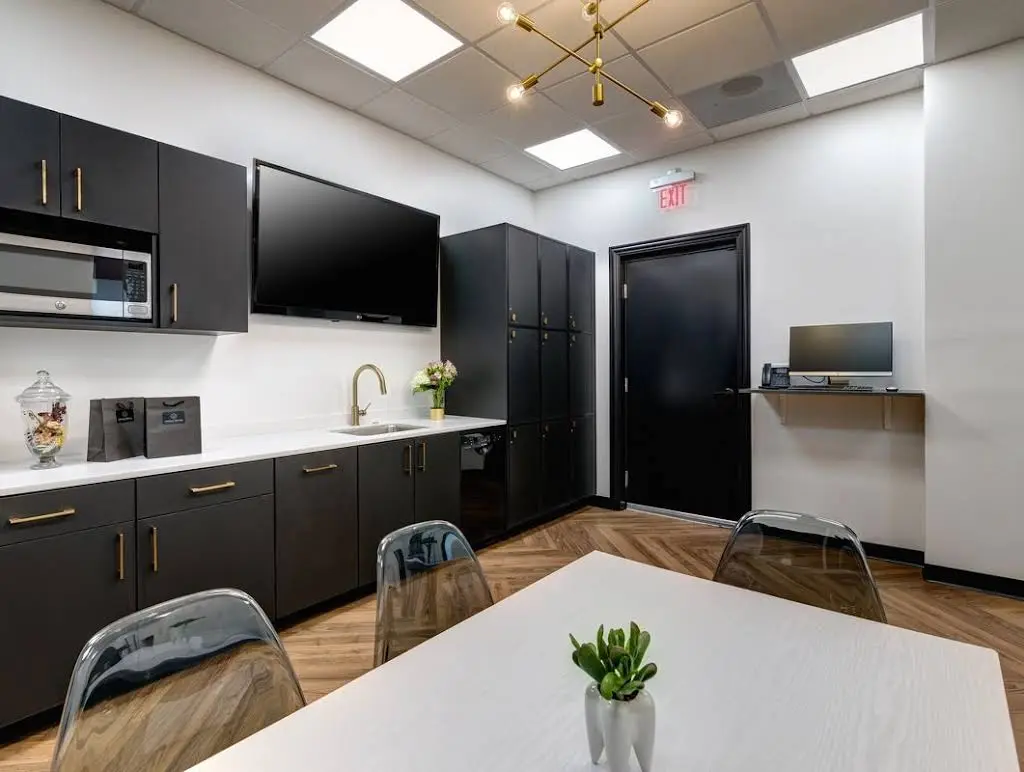 Lincoln Dental Lounge