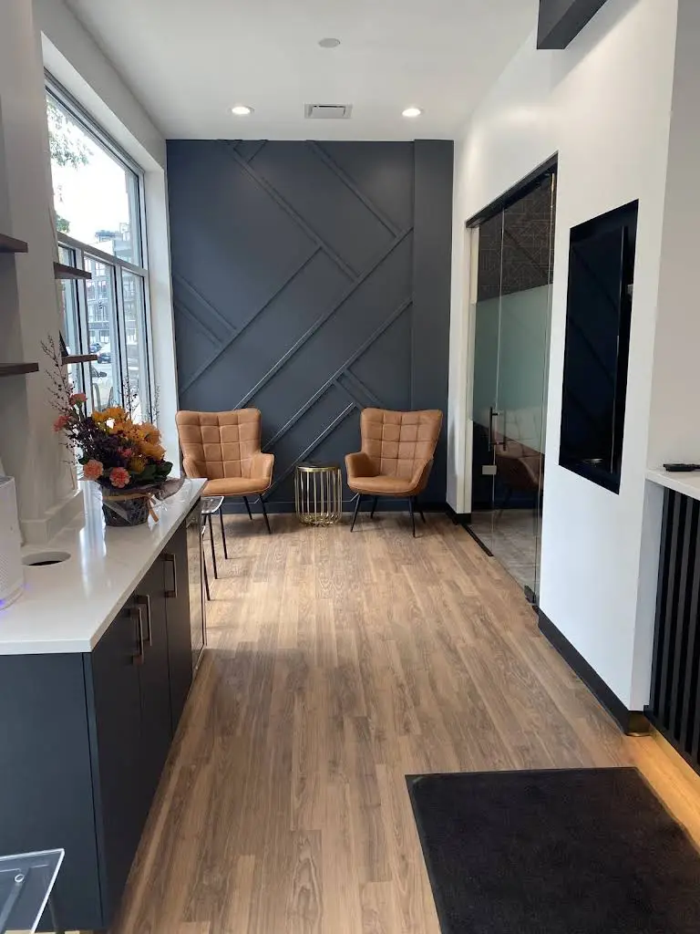 Lincoln Dental Lounge