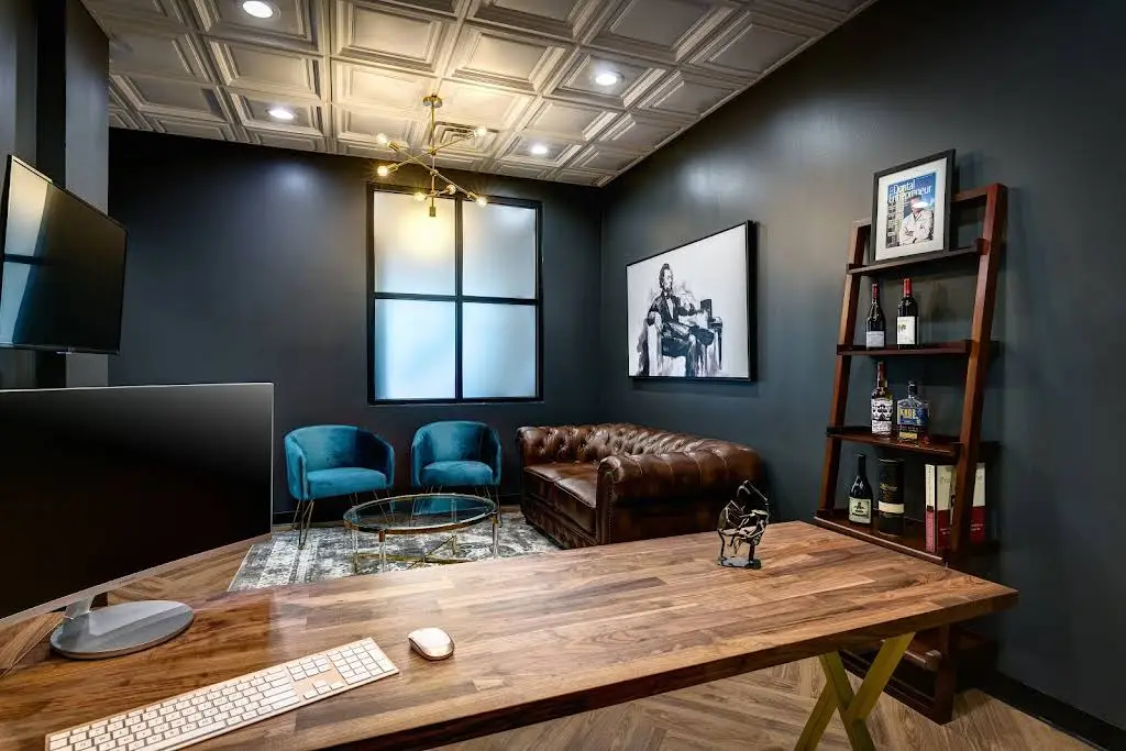 Lincoln Dental Lounge