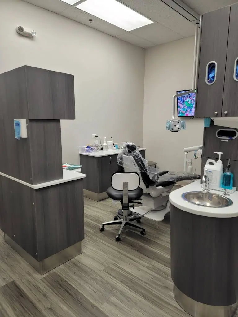 International Dental of Oak Lawn