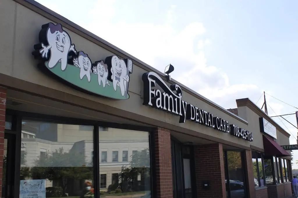 Family Dental Care - Evergreen Park