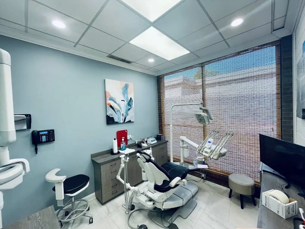 University Dental Center - Dr. Wally Habbal, DDS