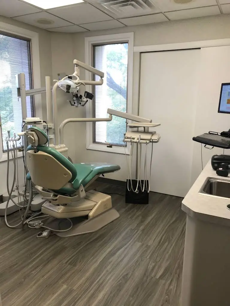 Brian M. Karshen, D.D.S., LTD. Practice Limited to Periodontics