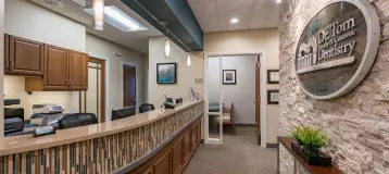 Dr. Tom Family & Cosmetic Dentistry