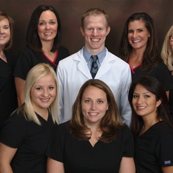 Dr. Tom Family & Cosmetic Dentistry