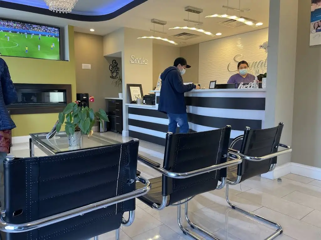 Signature Smiles Dentistry / Dr. Pariana Tung, DDS
