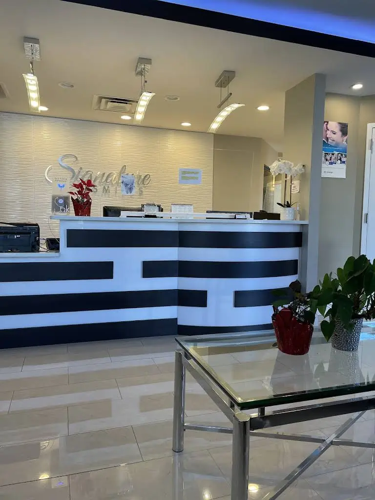 Signature Smiles Dentistry / Dr. Pariana Tung, DDS