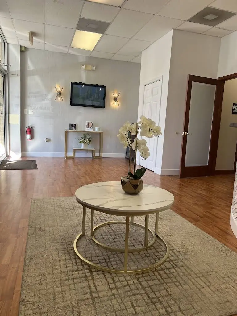 Dynamic Family Dentistry / Dr. Farida Khattak, DDS