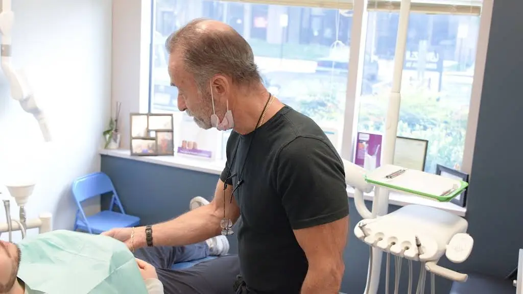 Dental Associates of Northern Virginia in Skyline
