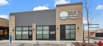 Dental Care at Lakemoor Commons