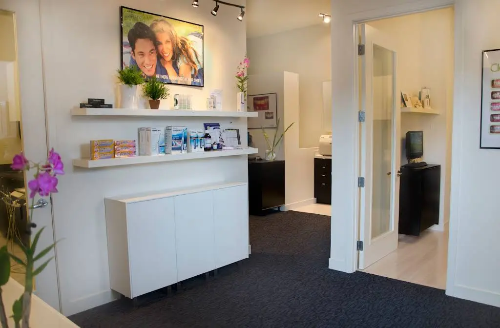 PureDental Group: Katarzyna Lopez, DDS