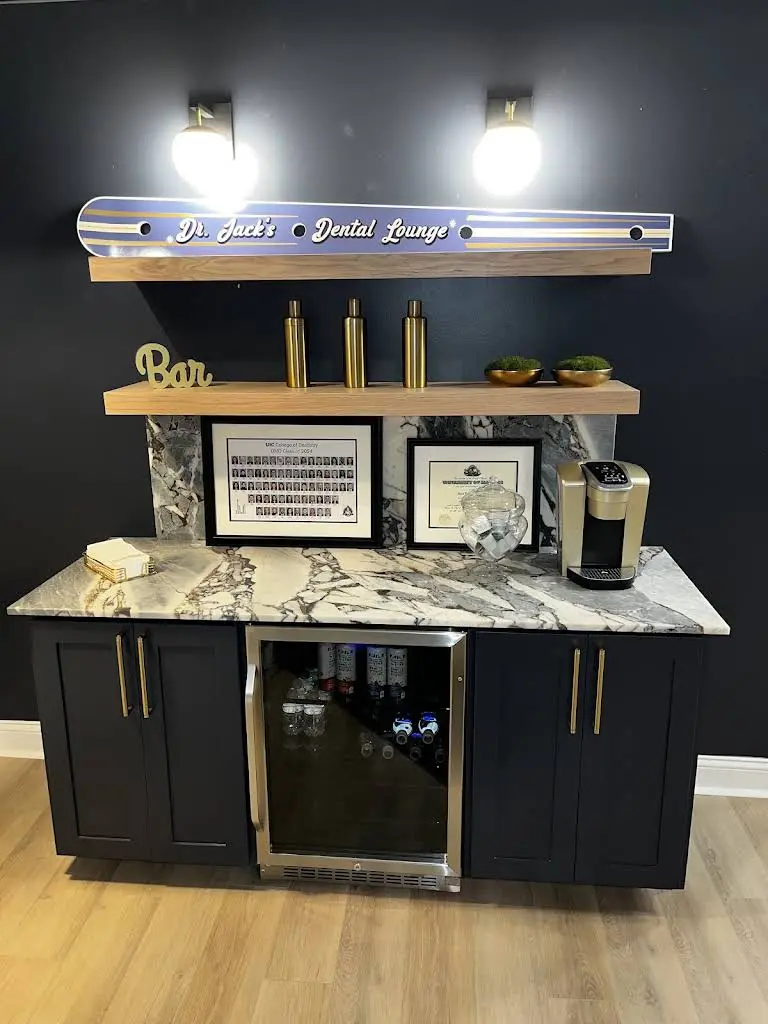 Dr. Jack's Dental Lounge