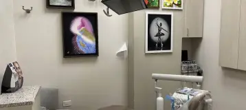 DentalQ - Lincoln Shine Dental