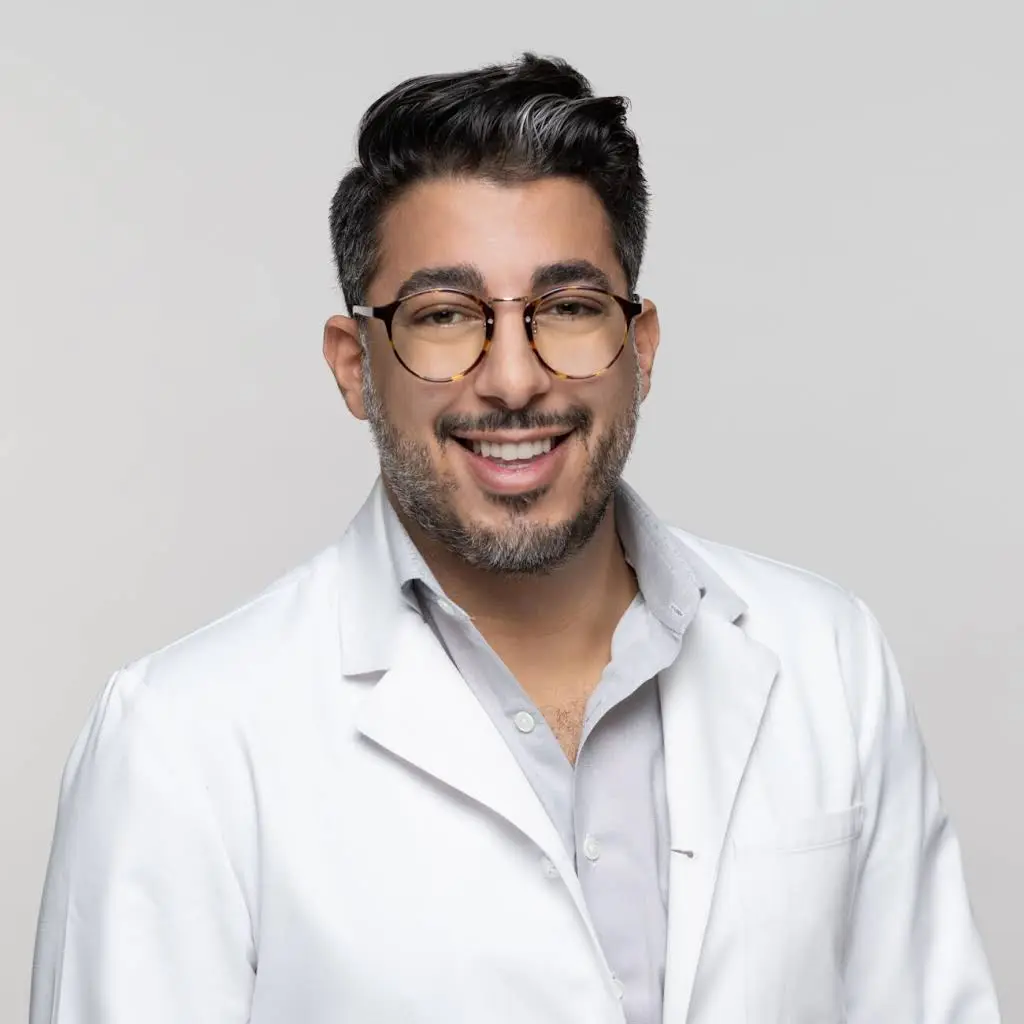White Glow Dental Studio