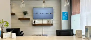 Grand Dentistry River North