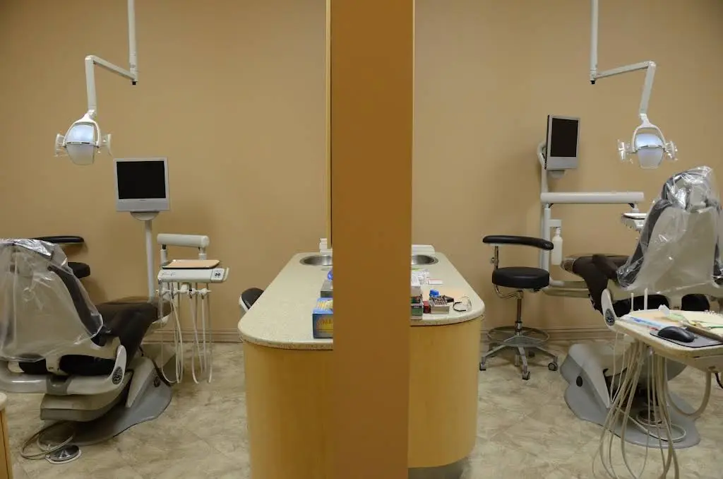 Stoffel & Tomazin Dental Associates
