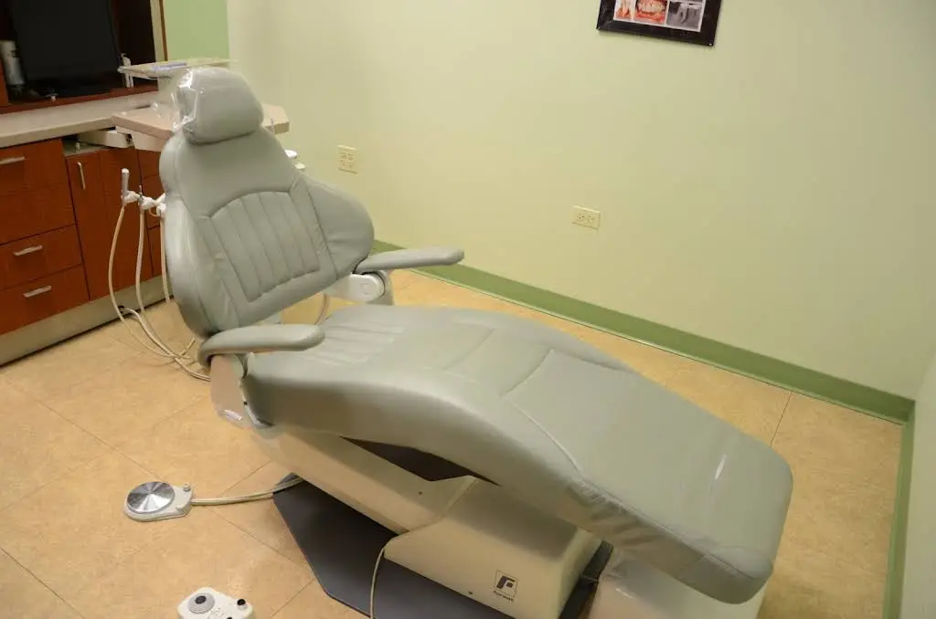 Crestlake Dental Care