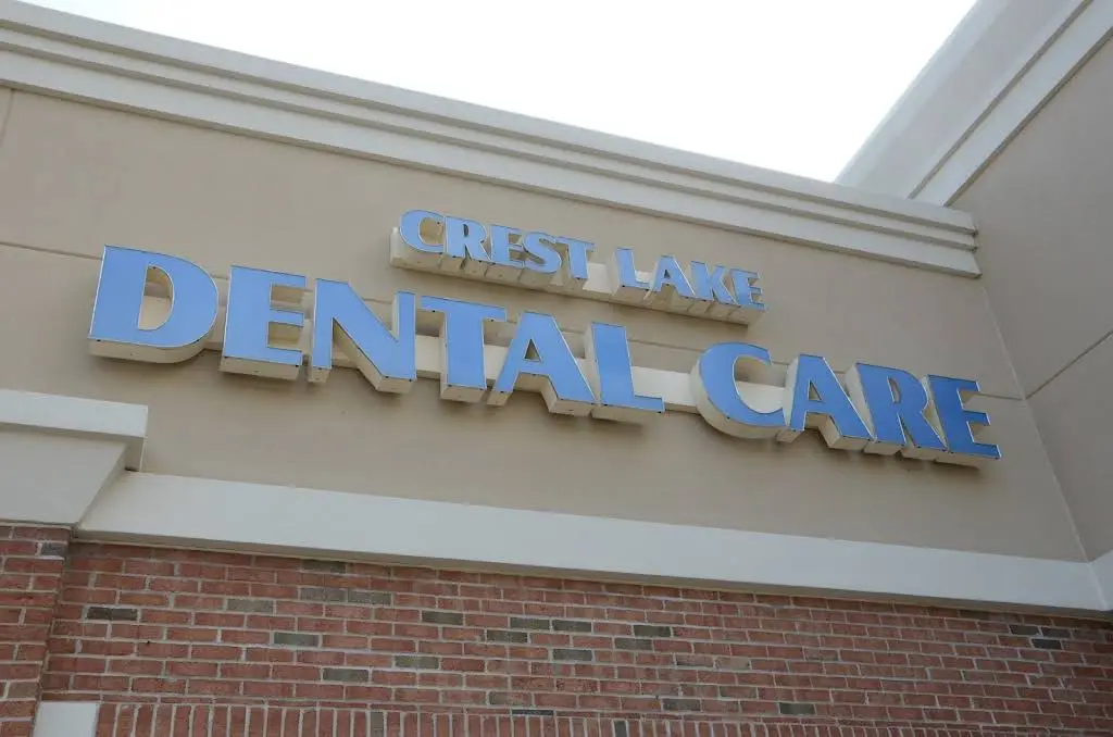 Crestlake Dental Care