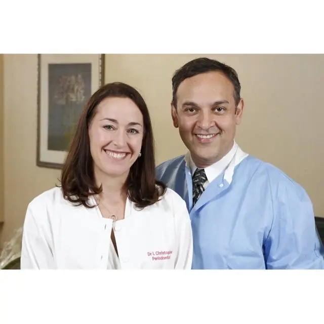 Drs Christopher and Favagehi
