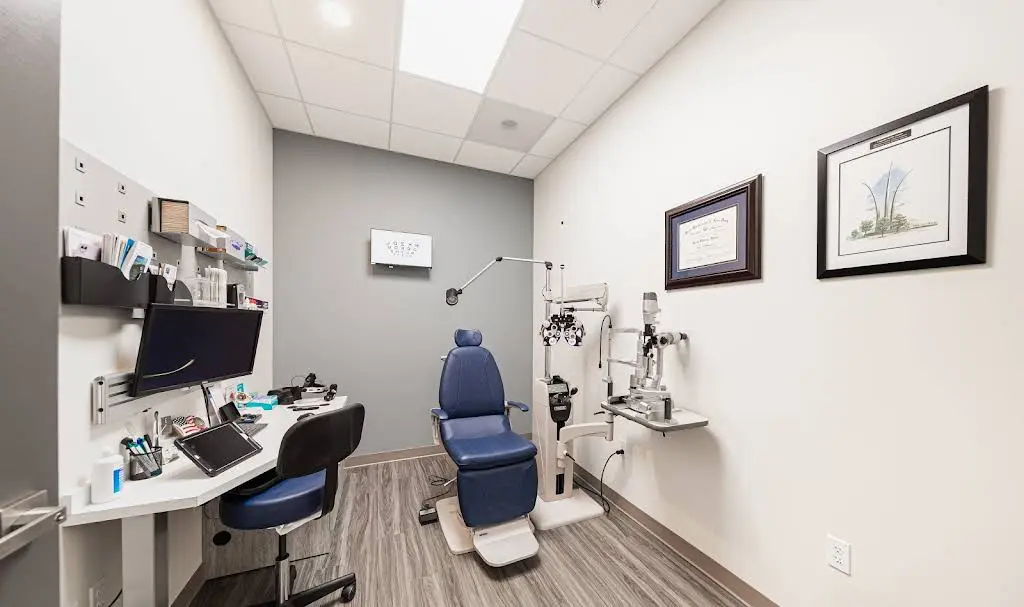 Eye Smile Optometry and Dental Care
