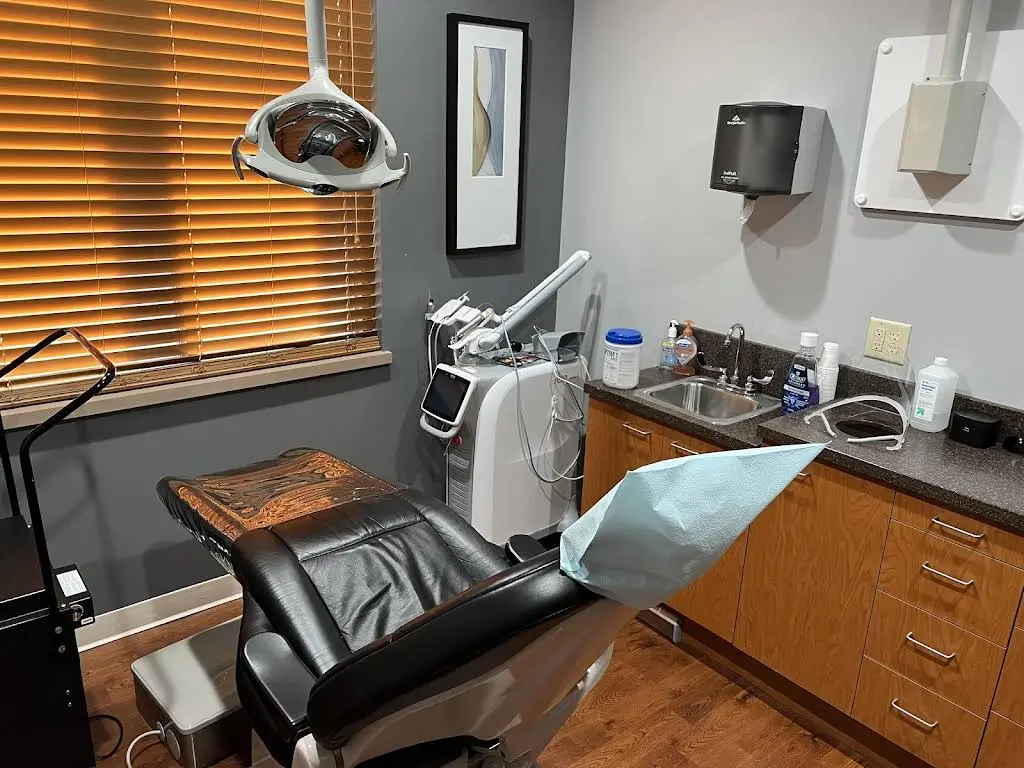 Muna Strasser DDS, PC