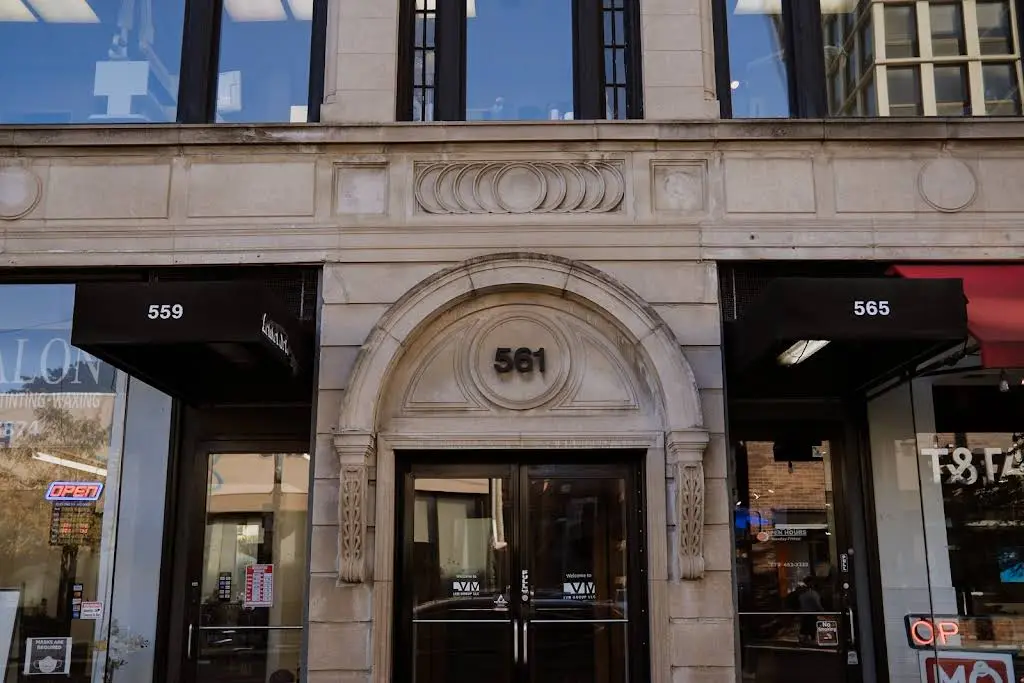 Diversey Dental Studio