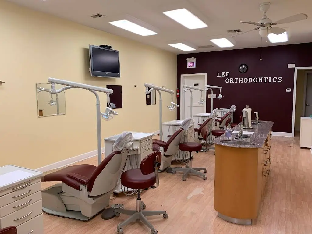 Lee Orthodontics