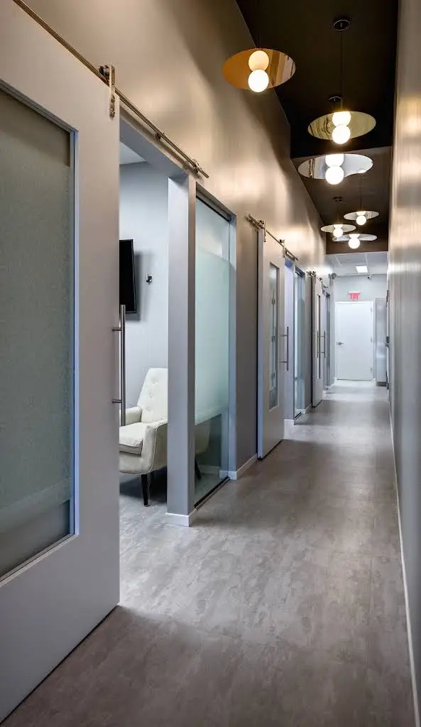 365 Smiles Dental Studio