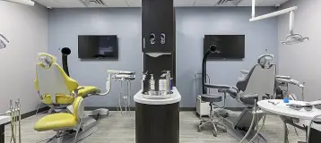 Hyde Park Smile Studio