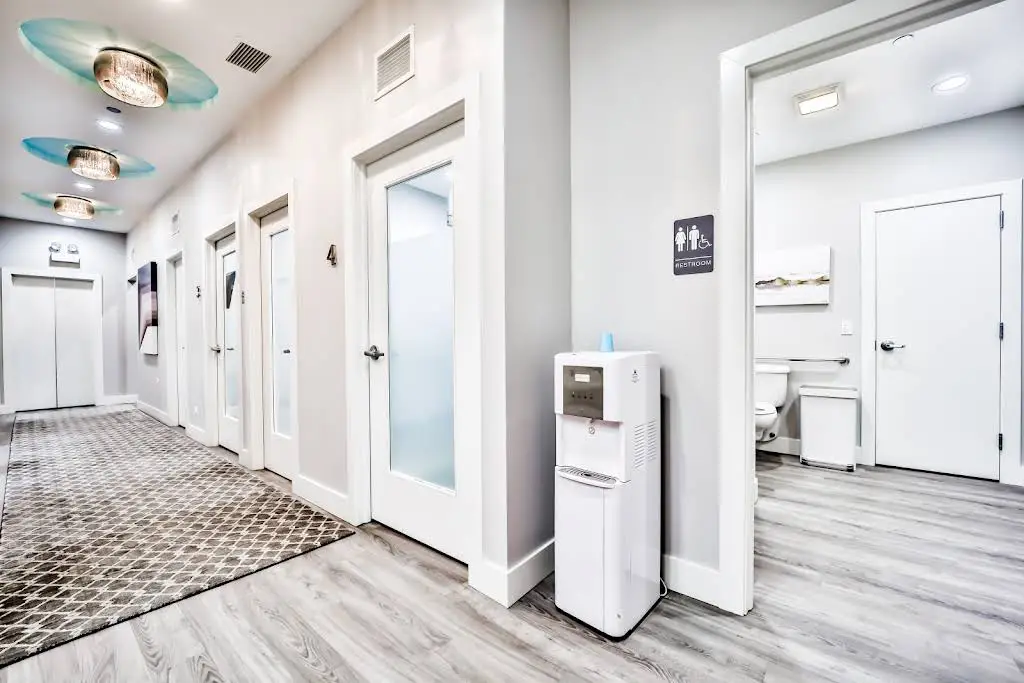 Modern Dental on Clark Street