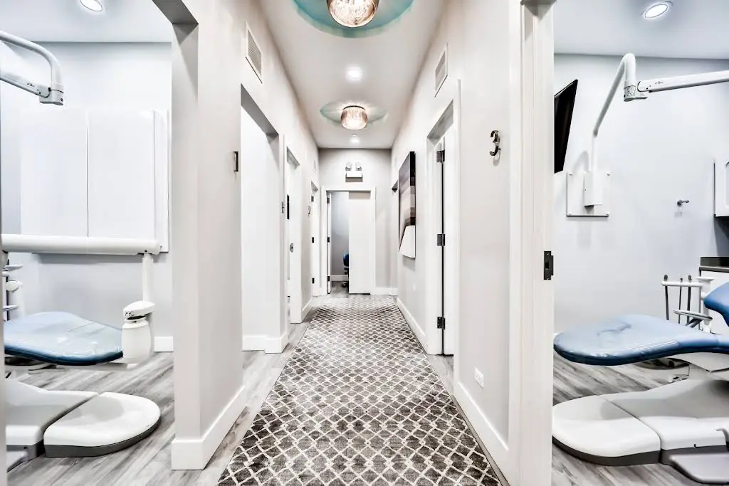 Modern Dental on Clark Street