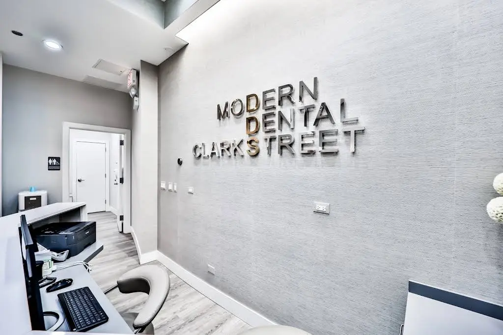 Modern Dental on Clark Street