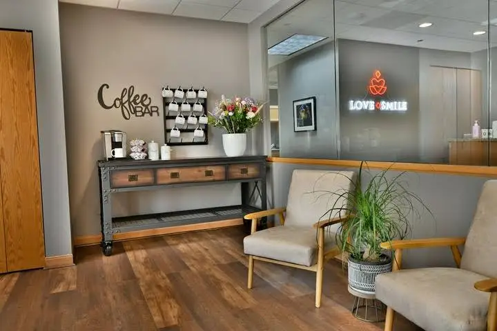 LoveSmile Dental Studio