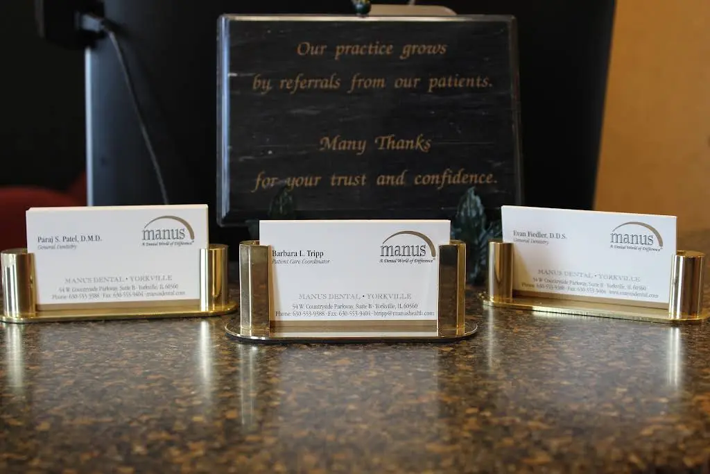 Manus Dental - Yorkville
