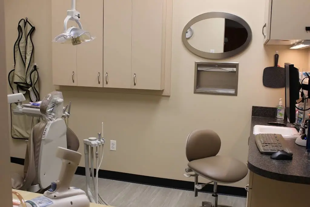Manus Dental - Yorkville